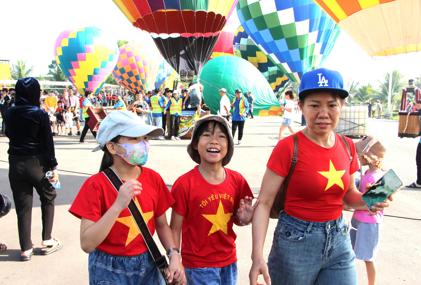 Hàng ngàn lượt khách đã đến lễ hội Hàng ngàn lượt khách đã đến lễ hội