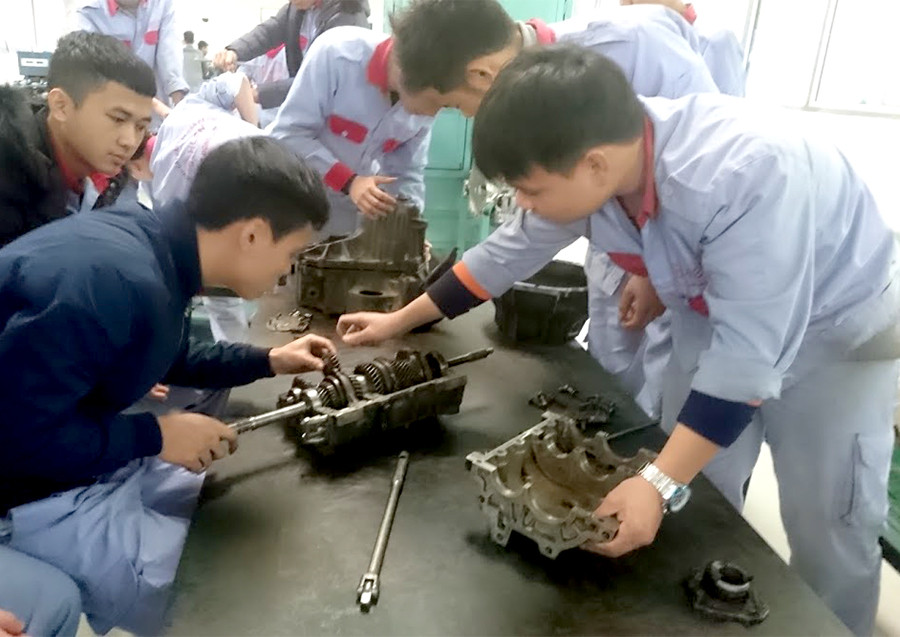 Tổng cục Giáo dục nghề nghiệp cho phép các trường nghề được tổ chức thi tốt nghiệp cho người học ngay tại doanh nghiệp trong quá trình liên kết đào tạo.