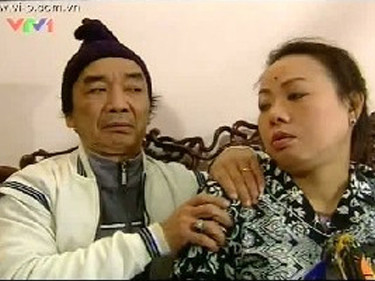 Nghệ sỹ hài Tuấn Dương trong một tiểu phẩm hài