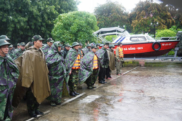 Sẵn sàng hỗ trợ nhân dân khắc phục hậu quả sau bão. Ảnh: vov.vn