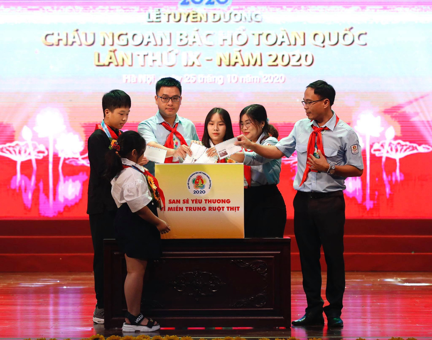 Tự hào là cháu ngoan Bác Hồ ảnh 13