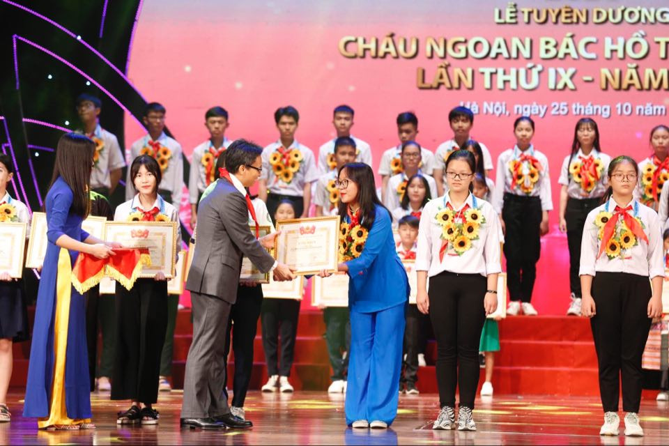 Tự hào là cháu ngoan Bác Hồ ảnh 4