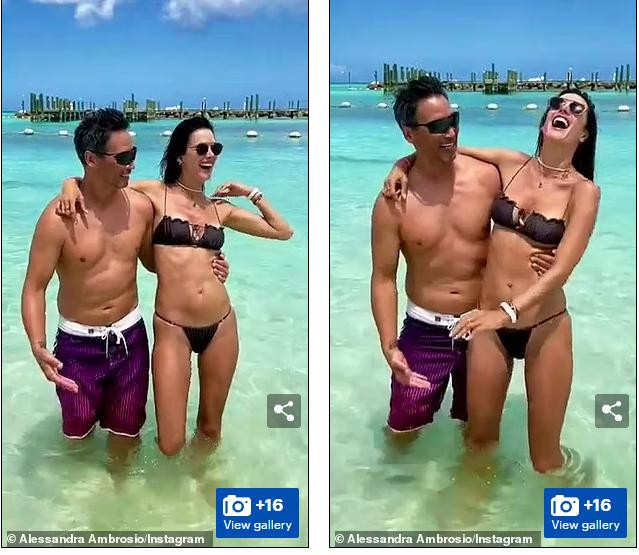 Người đẹp sinh năm 1981 vui hết nấc bên bạn trai ở biển.