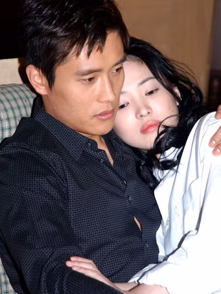 Lee Byung Hun từng là bạn trai của Song Hye Kyo