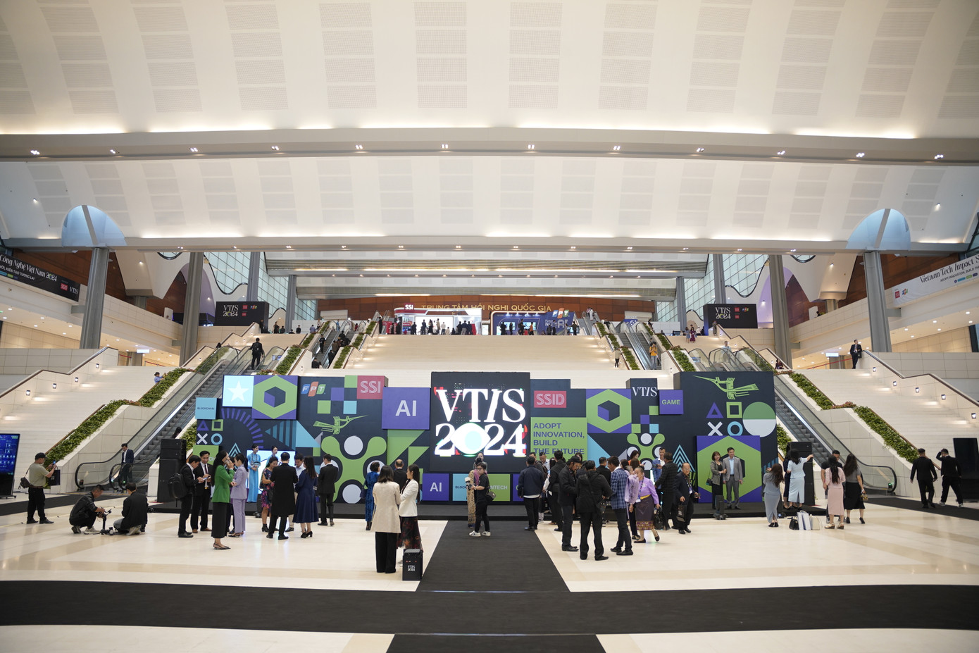 Vietnam Tech Impact Summit đang diễn ra trong 2 ngày 3-4/12/2024 tại Trung tâm Hội nghị Quốc gia