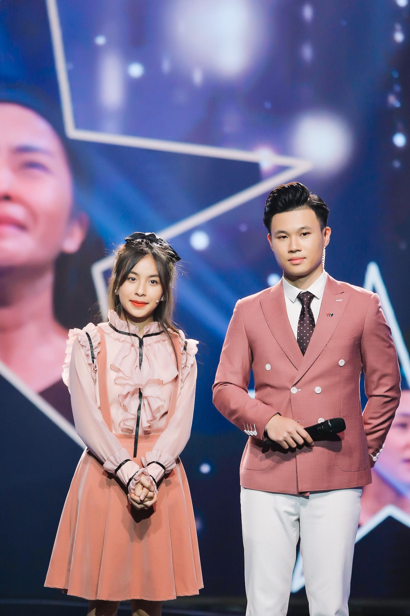 Diễn viên trẻ Trần Vân trong phần thử thách ở chung kết &quot;Đường tới cầu vồng&quot;.