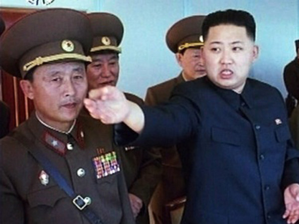 Lãnh tụ Jong-un đang cố gắng giảm bớt quyền lực của giới quân đội (ảnh: internet)