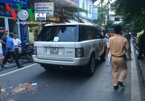 Xe Range Rover đâm cháu bé 3 tuổi tử vong ảnh 1