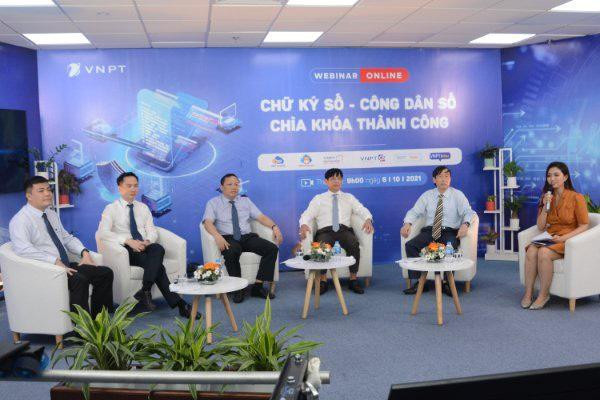 Các diễn giả tham gia hội thảo Chữ ký số, Công dân số Chìa khóa thành công