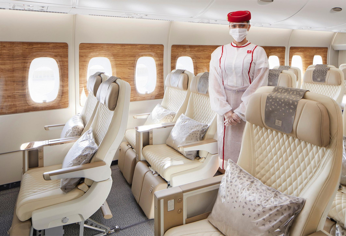 Ghế hạng phổ thông cao cấp của Emirates với nhiều tính năng trải nghiệm ưu việt cho hành khách Ghế hạng phổ thông cao cấp của Emirates với nhiều tính năng trải nghiệm ưu việt cho hành khách