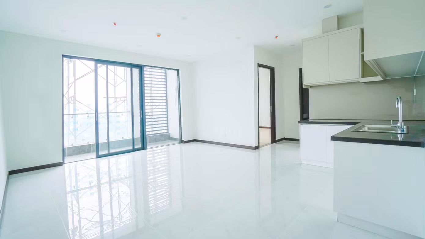 Bên trong căn hộ C-Sky View đang được hoàn thiện để bàn giao cho cư dân.