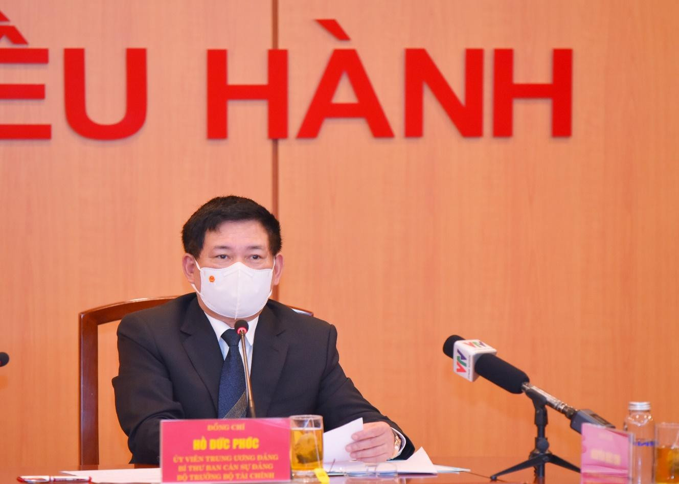 Ông Hồ Đức Phớc- Bộ trưởng Bộ Tài chính đánh giá cao sáng kiến về các giải pháp công nghệ của Tập đoàn Sovico và Tập đoàn FPT. Ông Hồ Đức Phớc- Bộ trưởng Bộ Tài chính đánh giá cao sáng kiến về các giải pháp công nghệ của Tập đoàn Sovico và Tập đoàn FPT.