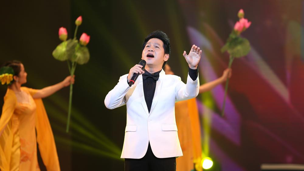 Ca sỹ Trọng Tấn