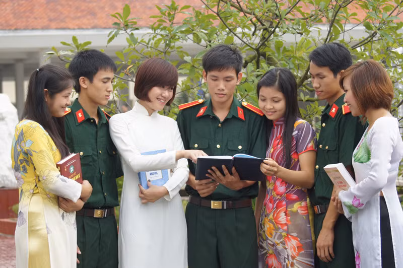 Tuổi trẻ quân đội luôn đi đầu trong phong trào Thanh niên làm theo lời Bác. Ảnh: Nguyễn Minh