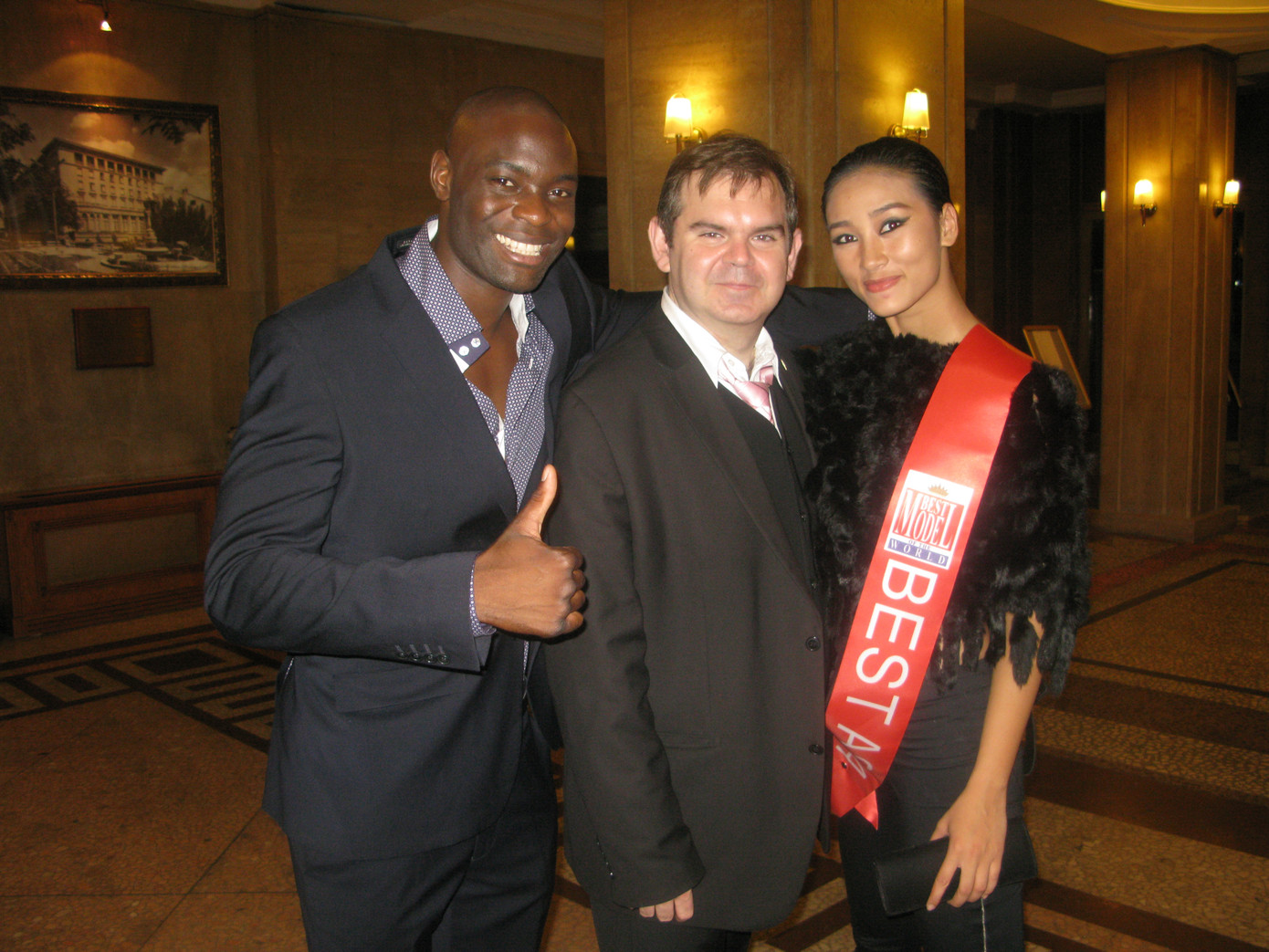 Với giải thưởng đã đạt được, Huyền Trang đang rất háo hức trên con đường trở thành người mẫu quốc tế