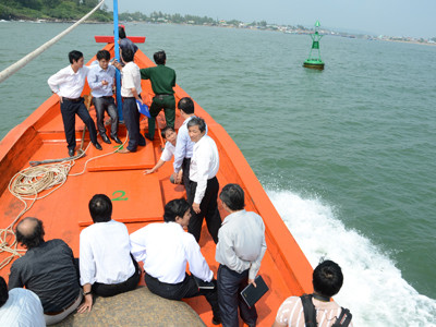 Tàu Lê Vinh hạ thủy, tiến ra biển