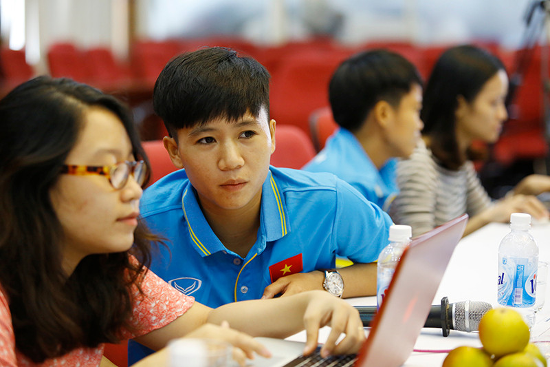Giao lưu trực tuyến với những 'cô gái vàng' bóng đá Việt ảnh 6