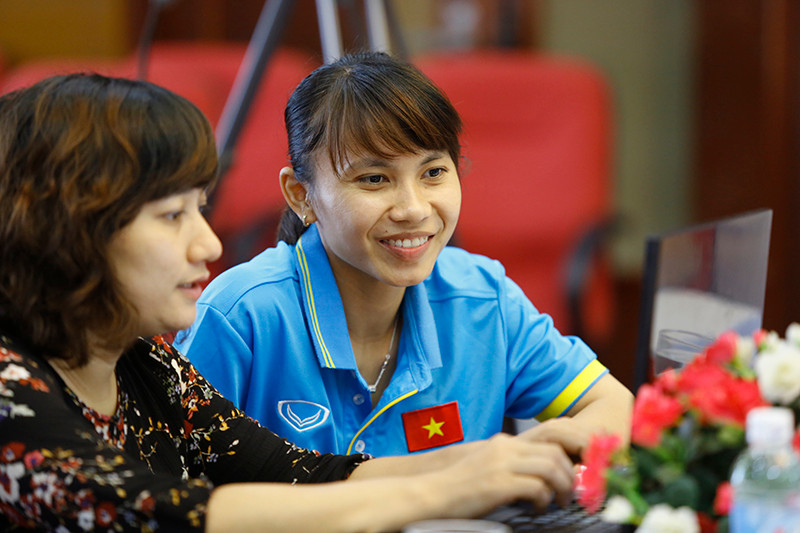 Giao lưu trực tuyến với những 'cô gái vàng' bóng đá Việt ảnh 9