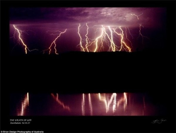 Nhiếp ảnh gia bỗng thành 'siêu năng lực' sau cú sét đánh xuyên người ảnh 3