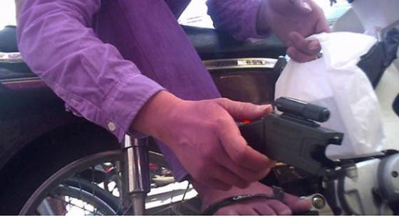 Những chợ hàng nóng kinh hoàng giữa lòng Sài Gòn ảnh 2