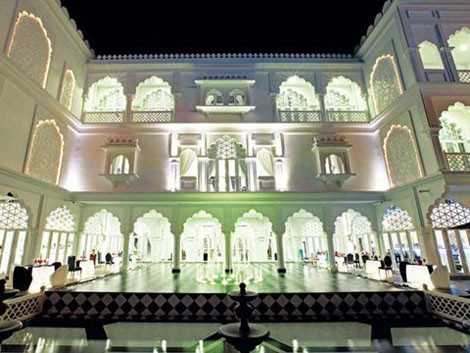 Đại gia Việt và những dinh thự bạc tỷ màu trắng - ảnh 5 Hình ảnh Đại gia Việt và những dinh thự bạc tỷ màu trắng số 5