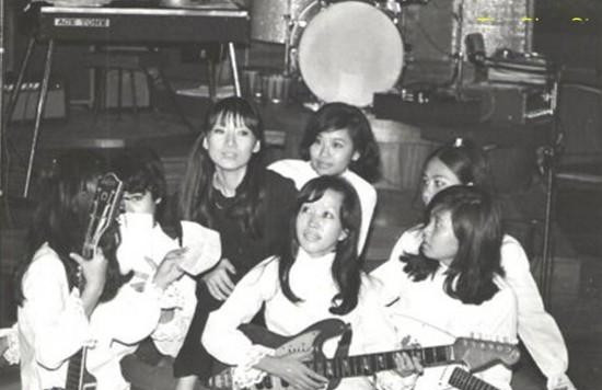 Xóa băng giang hồ lẫy lừng 'Năm bông hồng trắng' ảnh 4