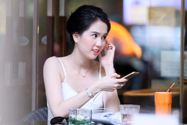 ngoc-trinh-10-5804-1417226809.jpg
