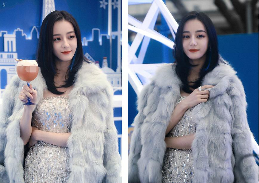 Không hổ là một trong mỹ nhân đình đám nhất showbiz Hoa ngữ hiện nay, Nhiệt Ba trở thành tâm điểm với nhan sắc xinh đẹp tựa nữ thần, cộng thêm khí chất sang chảnh, kiêu kỳ.