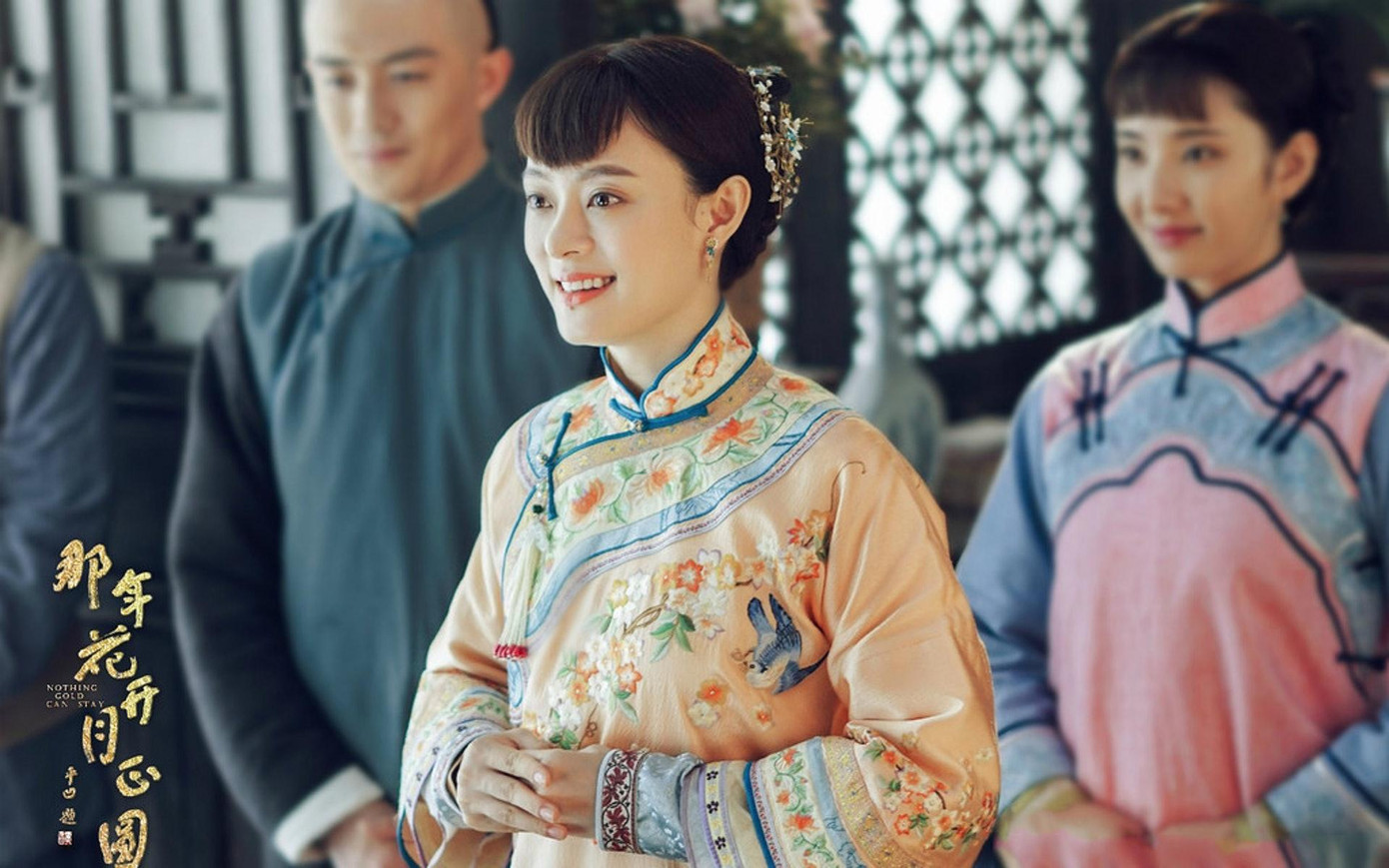 Hạng 3: Tôn Lệ. “Nữ hoàng rating” 8x kiếm được 1,4331 tỷ nhân dân tệ (225 triệu USD). Hạng 3: Tôn Lệ. “Nữ hoàng rating” 8x kiếm được 1,4331 tỷ nhân dân tệ (225 triệu USD).