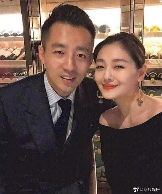Từ Hy Viên xác nhận ly hôn Uông Tiểu Phi sau hơn 10 năm hôm 22/11.