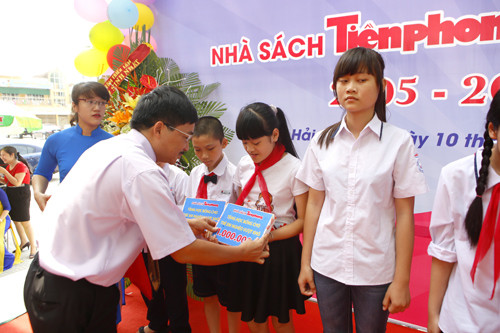 Nhà sách Tiền Phong Hải Phòng tròn 10 tuổi ảnh 5