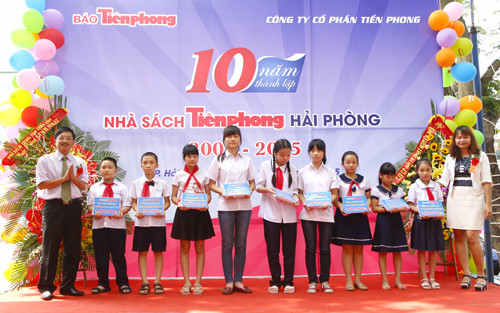 Nhà sách Tiền Phong Hải Phòng tròn 10 tuổi ảnh 7