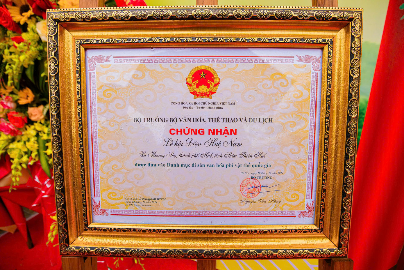 Trước đó, vào cuối năm 2024, Bộ trưởng Bộ Văn hóa, Thể thao và Du lịch đã ban hành Quyết định số 3981/QĐ-BVHTTDL, đưa lễ hội điện Huệ Nam vào danh mục Di sản văn hóa phi vật thể quốc gia. Ảnh: TTBTDTCĐ Huế.