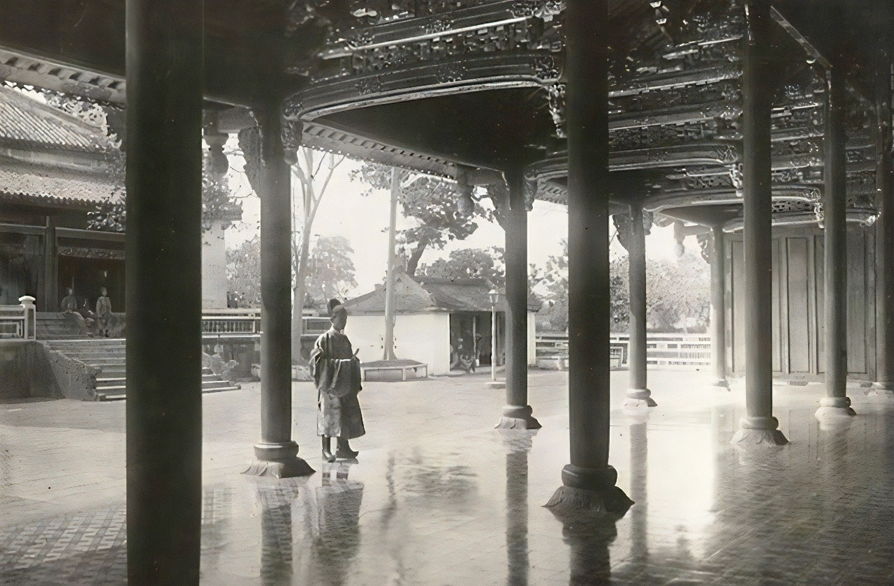 Một phần di tích Đại Cung môn. Ảnh: T.L. Một phần di tích Đại Cung môn. Ảnh: T.L.