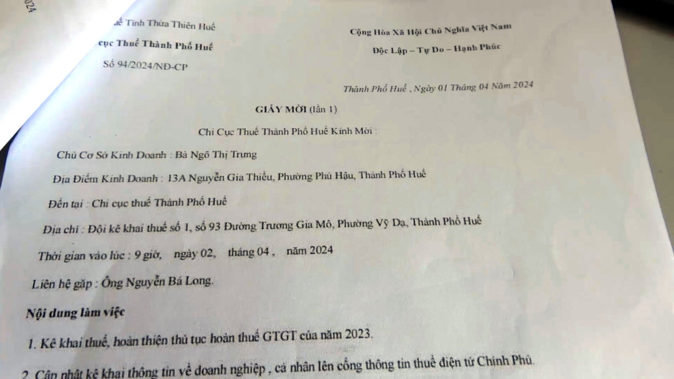 Giấy mời giả mạo do các đối tượng xấu gửi đến người dân nhằm mục đích lừa đảo chiếm đoạt tài sản. Giấy mời giả mạo do các đối tượng xấu gửi đến người dân nhằm mục đích lừa đảo chiếm đoạt tài sản.
