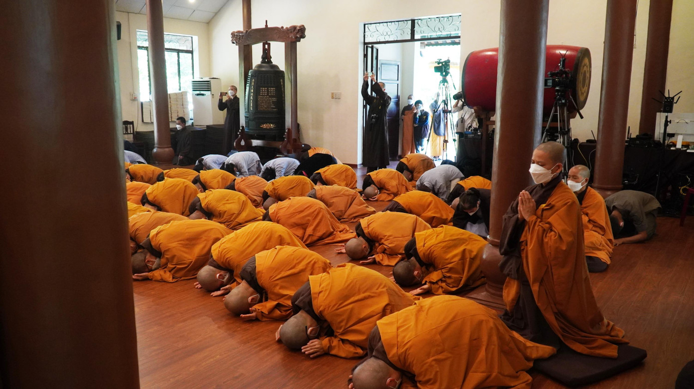 Thực hiện các nghi lễ tại Thiền đường Trăng Rằm vào trưa 24/1