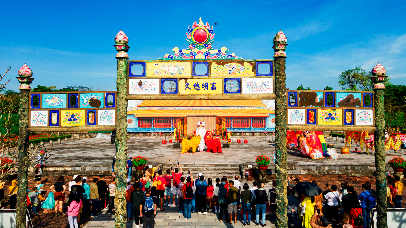 Tết năm nay, Trung tâm Bảo tồn Di tích Cố đô Huế tiếp tục mở cửa miễn phí Đại nội Huế và nhiều di tích thuộc hệ thống Di sản Huế để phục vụ du khách, công chúng, người dân.