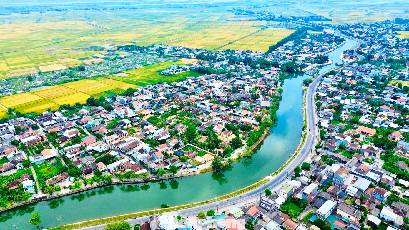 Dương Nỗ - vùng đất “hai sông”, nơi có sông Hương nổi tiếng, sông Phổ Lợi hiền hòa chảy qua. Cả hai con sông đều gắn bó với quá trình khai ấp, lập làng, góp phần hình thành nên vùng đất có thiên nhiên đẹp và bề dày lịch sử, văn hóa.