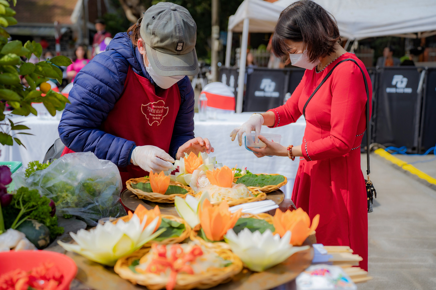 Trình diễn tinh hoa ẩm thực Huế. Ảnh: Đình Hoàng