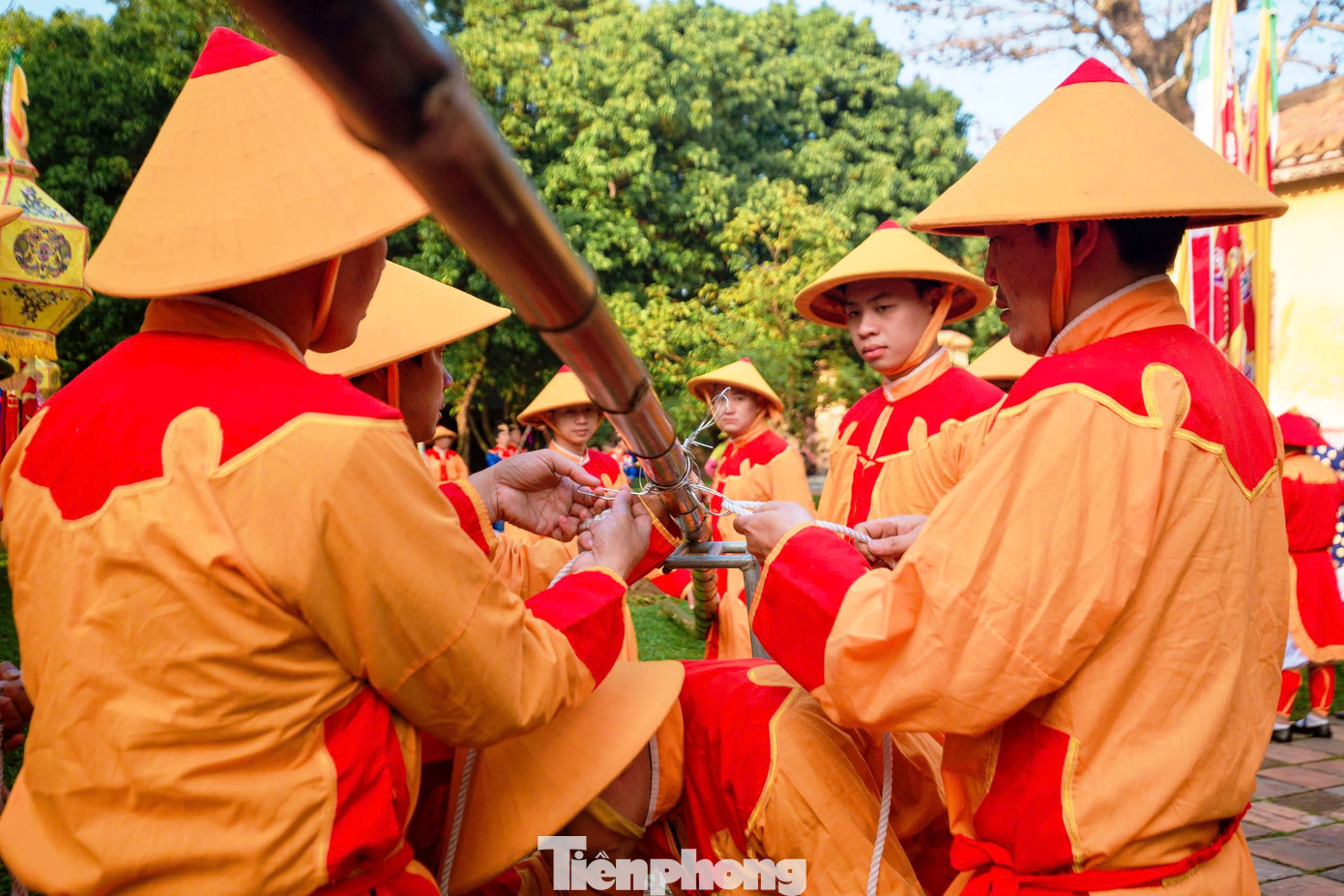Đây không chỉ là nghi lễ mang đậm dấu ấn cung đình mà còn phản ánh những giá trị văn hóa sâu sắc của dân tộc Việt Nam.