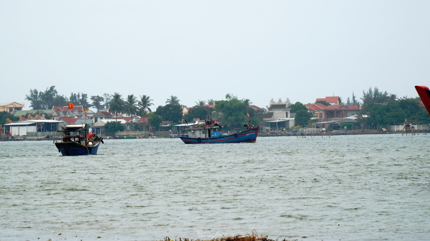 Sau khi mở rộng, địa giới hành chính của Huế sẽ trải dài về phía vùng biển. Sau khi mở rộng, địa giới hành chính của Huế sẽ trải dài về phía vùng biển.