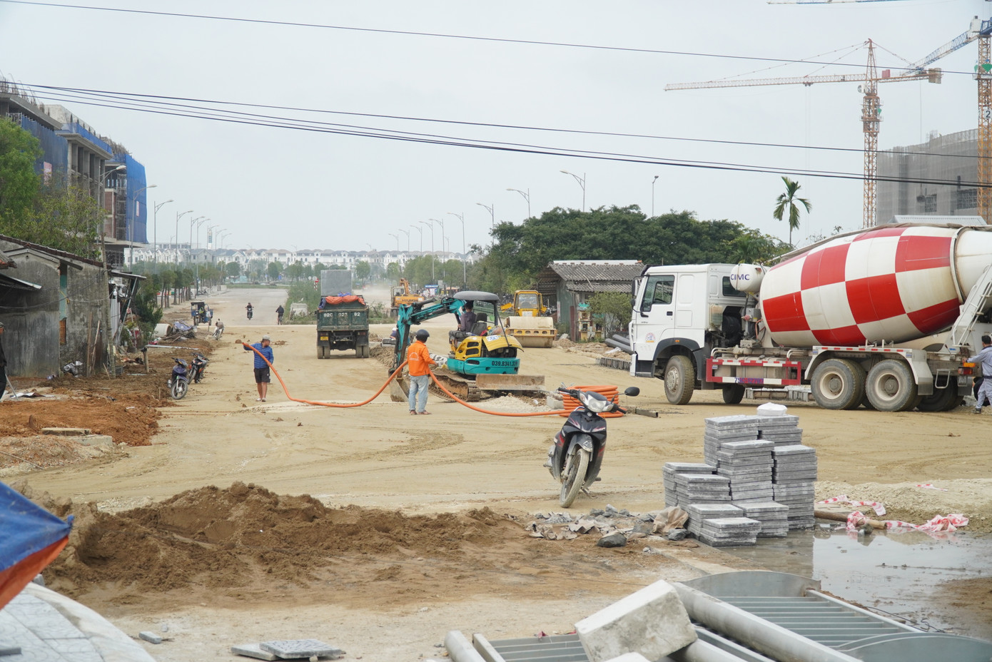 Theo đại diện chủ đầu tư là Ban QLDA Đầu tư Xây dựng và Phát triển Đô thị tỉnh TT-Huế, sau những nỗ lực triển khai thi công đường dẫn và các hạng mục thời điểm giáp Tết Nguyên đán, cầu Lợi Nông đã thông. Các hạng mục còn lại của dự án dự kiến sẽ hoàn thành vào khoảng cuối tháng 3, đầu tháng 4/2024.