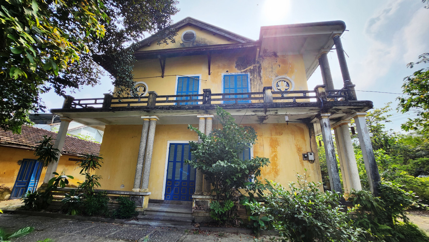 Đến nay, Trung tâm Bảo tồn Di tích Cố đô Huế đã mời đơn vị tư vấn thiết kế tiến hành đánh giá, khảo sát thực trạng để có phương án chỉnh trang, cải tạo ngôi nhà bảo đảm phù hợp làm trung tâm giáo dục di sản cho thế hệ trẻ.