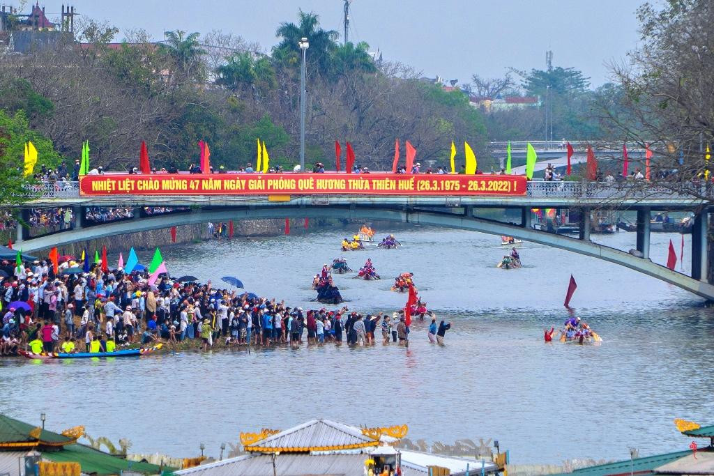 Đây là hoạt động văn hóa thể thao được tổ chức nhằm thiết thực chào mừng kỷ niệm 91 năm Ngày thành lập Đoàn TNCS Hồ Chí Minh (26/3/1931-26/3/2022), 47 năm Ngày giải phóng TT-Huế (26/3/1975-26/3/2022) và 76 năm Ngày truyền thống ngành Thể thao Việt Nam (27/3/1946 -27/3/2022). Ảnh: Sở DL TT-Huế
