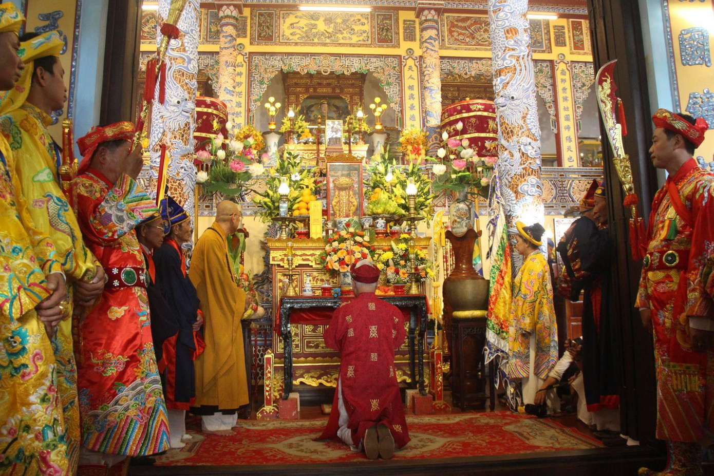 Lễ hội điện Huệ Nam là sinh hoạt truyền thống mang yếu tố văn hoá tâm linh diễn ra vào tháng 3 và tháng 7 âm lịch hằng năm. Ảnh baothuathienhue.vn