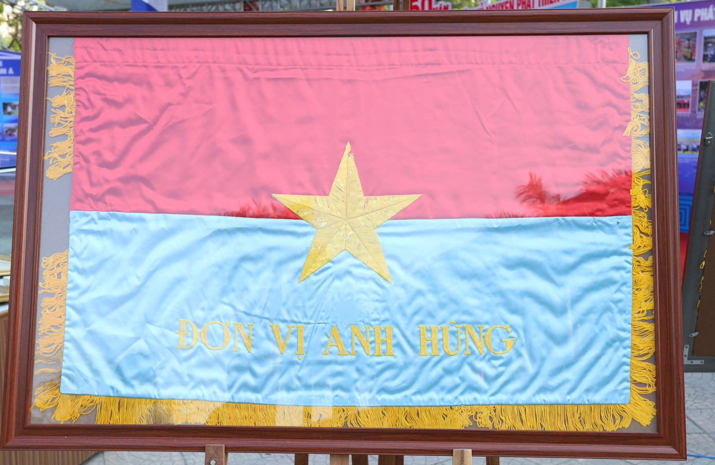 Theo lãnh đạo thành phố Huế, trưng bày chuyên đề là dịp để ôn lại truyền thống hào hùng, tôn vinh vai trò lãnh đạo của Đảng và những bước phát triển mạnh mẽ của địa phương sau 50 năm giải phóng. Đây cũng là dịp tri ân các thế hệ đi trước, khơi dậy tinh thần yêu nước và khát vọng vươn lên cho thế hệ trẻ.