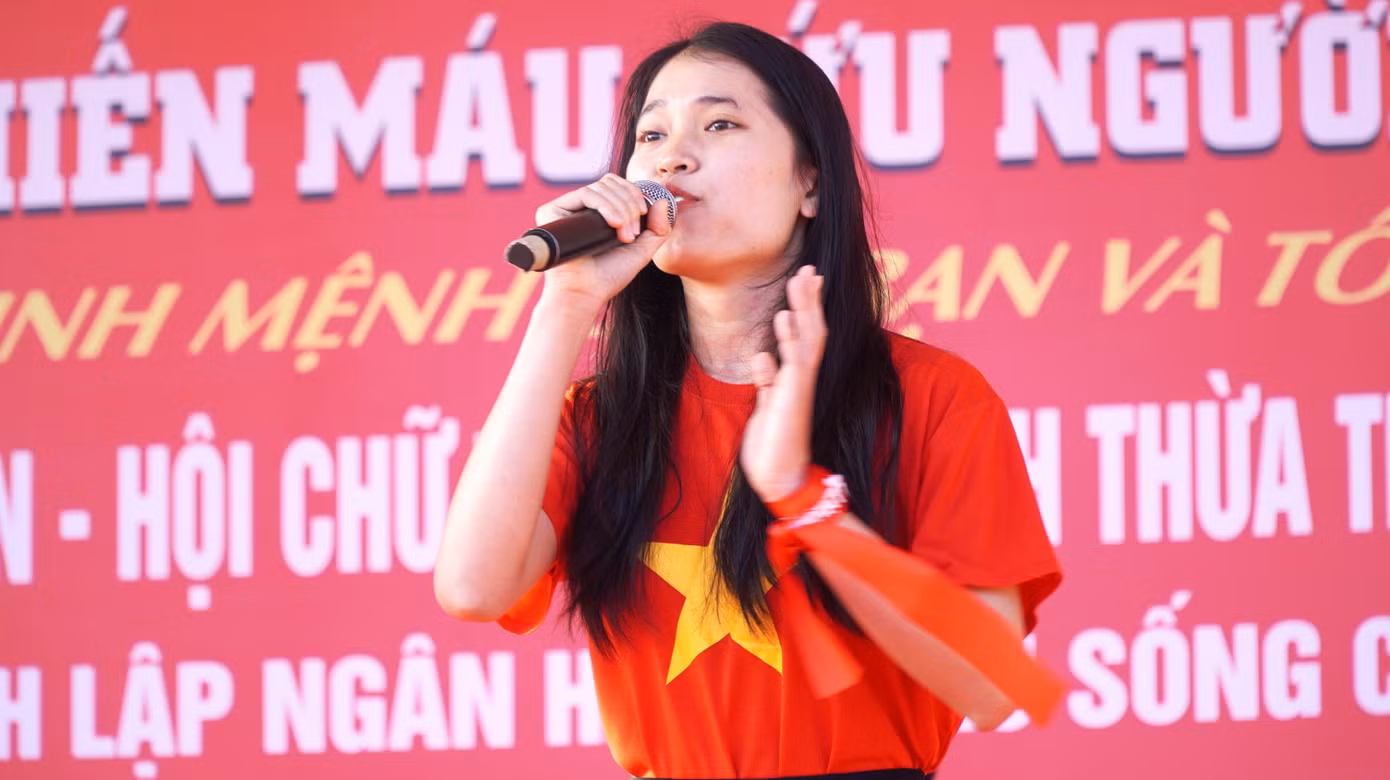 Tưng bừng văn nghệ chào mừng