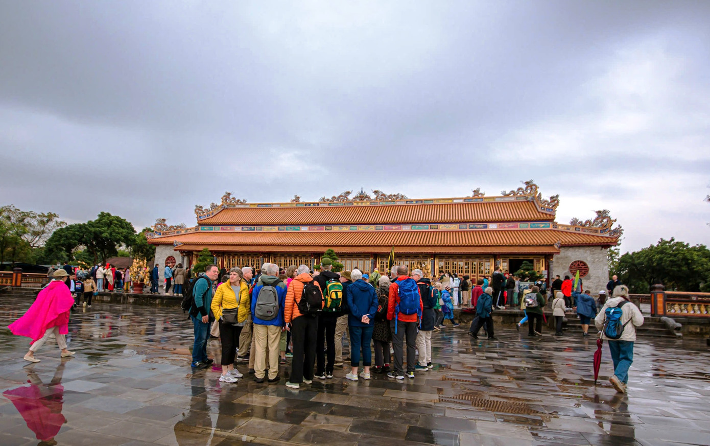 Điện Thái Hòa thuộc khu di tích Hoàng thành Huế sau khi hoàn thành trùng tu đã có sức hút mạnh mẽ đối với du khách trong ngày đầu năm mới Ất Tỵ 2025. Điện Thái Hòa thuộc khu di tích Hoàng thành Huế sau khi hoàn thành trùng tu đã có sức hút mạnh mẽ đối với du khách trong ngày đầu năm mới Ất Tỵ 2025.