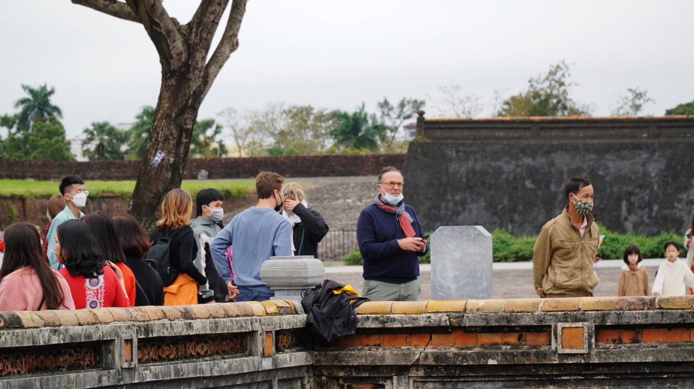 Huế sẽ đón du khách quốc tế đến các khu nghỉ dưỡng, cơ sở lưu trú có các hoạt động nghỉ dưỡng, thể thao golf và trải nghiệm tại chỗ, hoặc có chương trình tham quan khép kín đến các điểm đến an toàn, ít tiếp xúc cộng đồng
