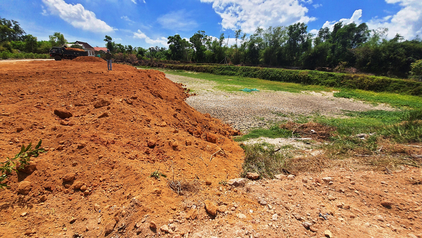 Chủ tịch UBND tỉnh Nguyễn Văn Phương vừa có chỉ đạo việc tăng cường giám sát đấu giá quyền sử dụng đất trên địa bàn tỉnh, xử lý nghiêm những trường hợp lợi dụng đấu giá đất để gây nhiễu loạn thị trường, trục lợi (Ảnh minh họa)